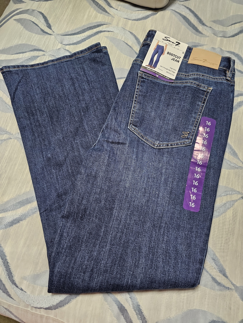 NWT Seven7 Women's Boot Cut Jeans in Dark Blue